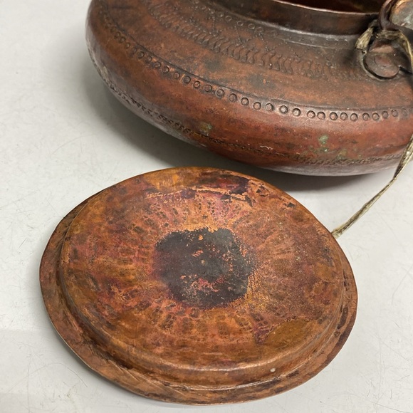 Nepalese Copper Kettle Vintage Chinese Etched Hammered Water Pot - Picture 11 of 17